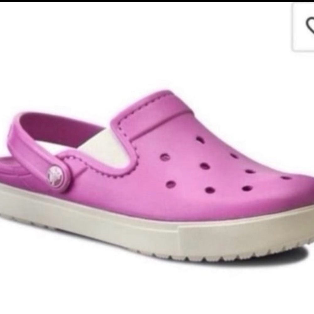 Crocs Slip-On Clog
Citilane Wild Orchid
Pink Size 9M. 11W